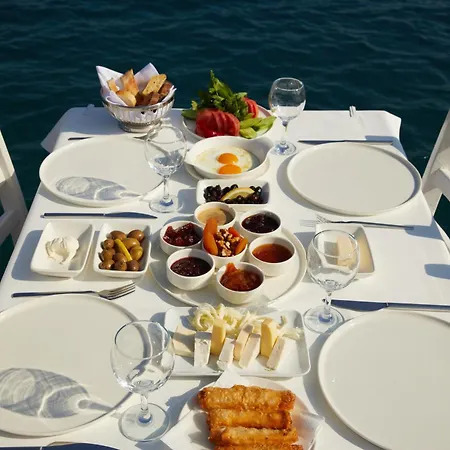 Selimiye Sardunya & Restaurant Hotel *